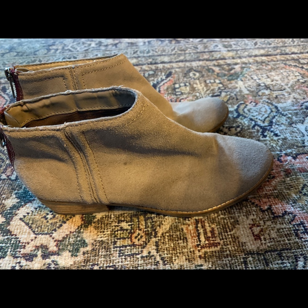 Dolce vita booties size 7.5